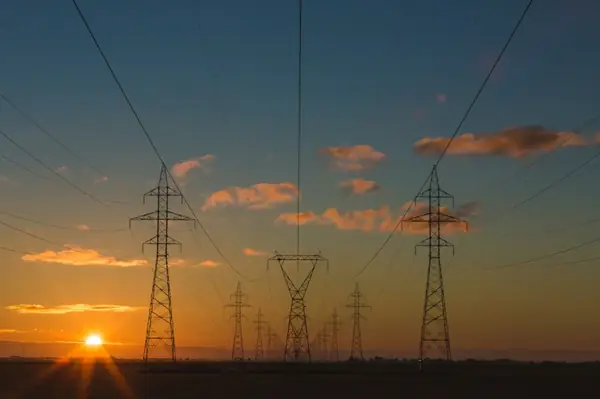 Deep Inside Earth, a Hidden Gravitational Tug Is Quietly Rewriting the Length of the Day