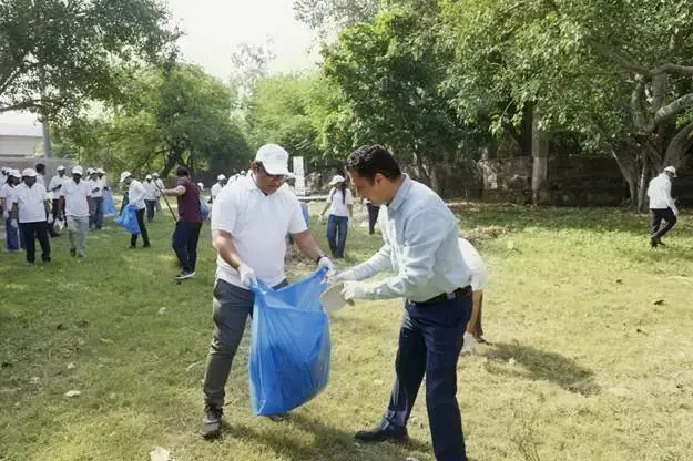 Land Resources Department Leads One-Hour Cleanliness Drive in Push for Civic Discipline photo 2