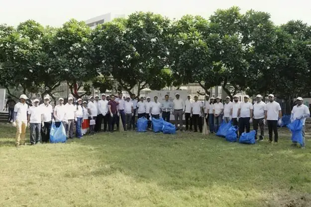 Land Resources Department Leads One-Hour Cleanliness Drive in Push for Civic Discipline photo 4