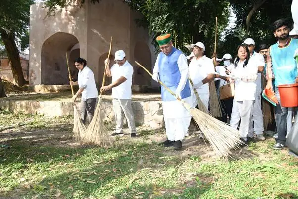Legislative and Law Departments Hold Cleanliness Drive Under Swachhata Hi Seva 2026 photo 4