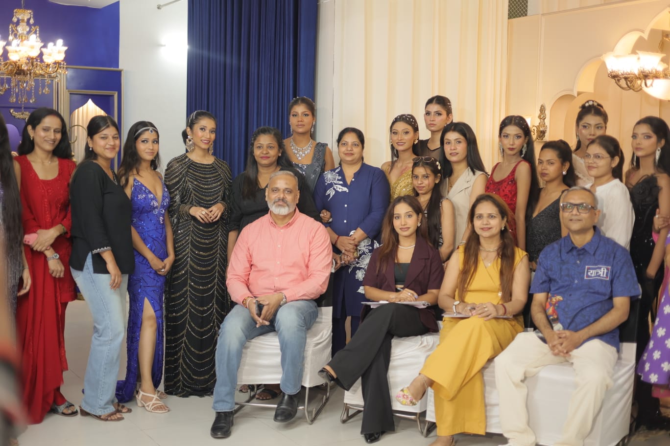 Artistry Meets Guidance: The jury panel seated with the organizing triumvirate—Mr. Tapas Das, Mr. Ranjeet Singh, and Ms. Rakhi Das—alongside contestants and models during the formal assessment segment.